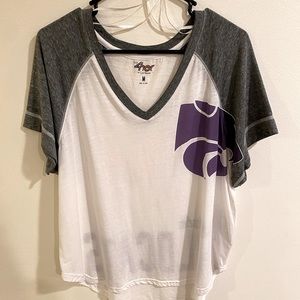 Kansas State Wildcats v-neck. Size medium.
